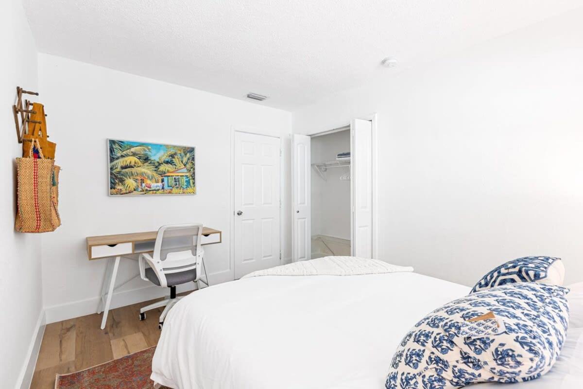 Lovely 2 Bedroom Condo In Sailboat Bend ฟอร์ต ลอเดอร์เดล ภายนอก รูปภาพ